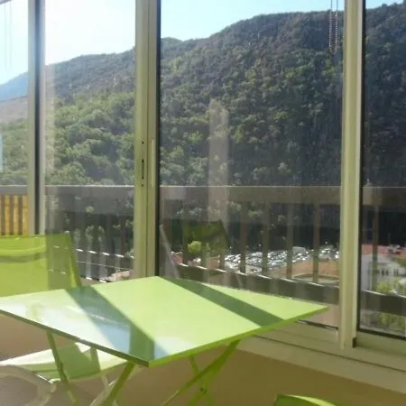 4 Couchages Avec Loggia, Wifi, Proche Centre Et Cures - Amelie-les-bains - Fr-1-703-57 Apartment