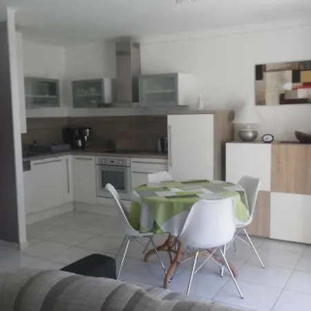 Apartment 4 Couchages Avec Loggia, Wifi, Proche Centre Et Cures - Amelie-les-bains - Fr-1-703-57 Amelie-les-Bains-Palalda